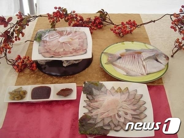 전남 신안군은 6월 9일부터 11일까지 지도읍 신안젓갈타운에서 '섬 병어 축제'를 개최한다. (신안군 제공) ⓒ 뉴스1