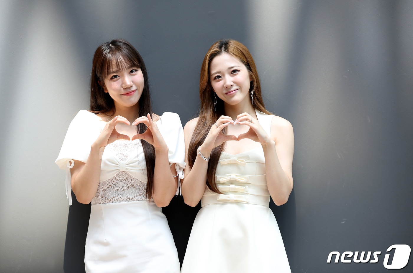 트로트 2인조 그룹 두자매 김희진(왼쪽)과 윤서령 / 뉴스1 ⓒ News1 박지혜 기자