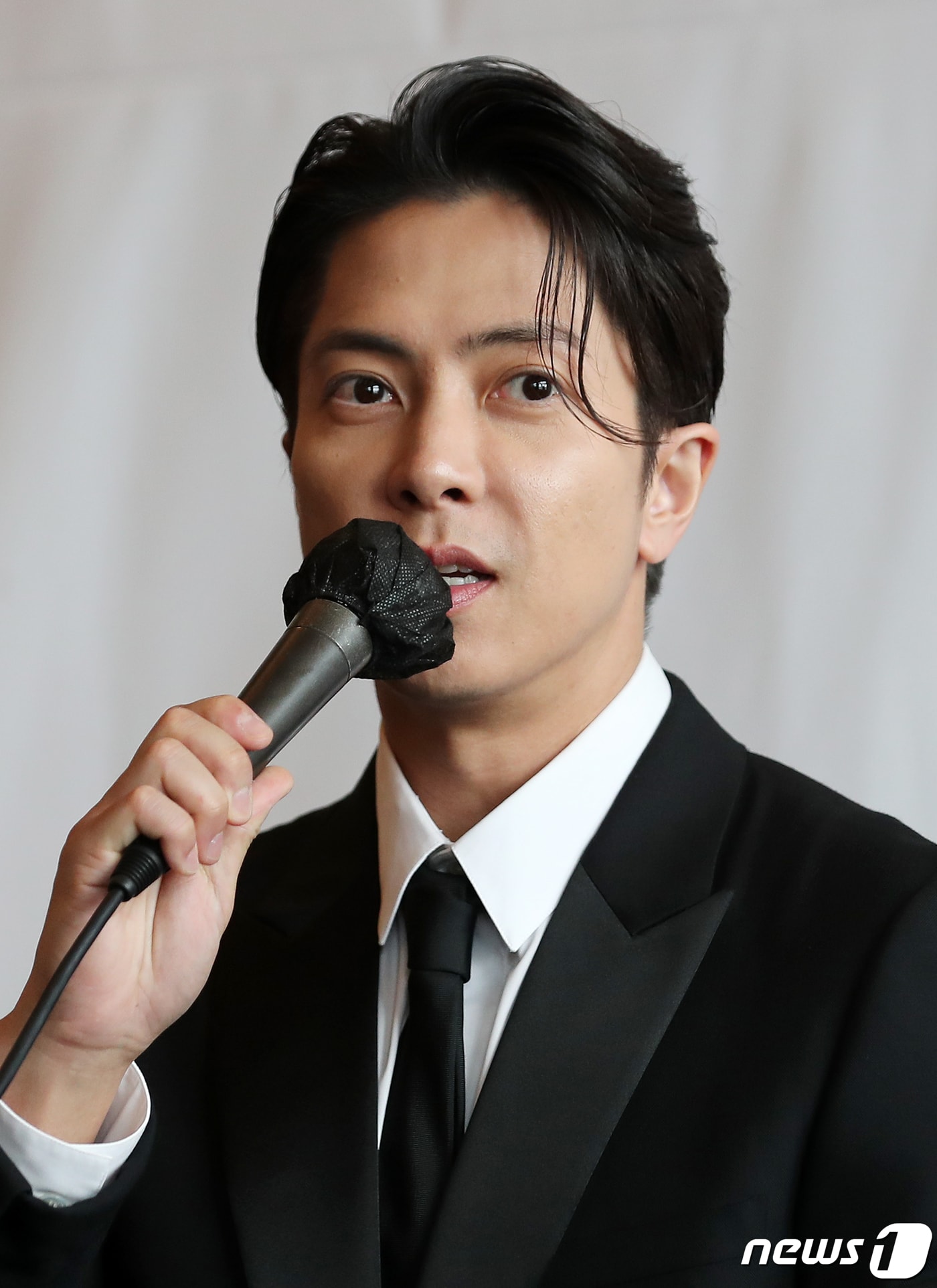 일본 배우 야마시타 토모히사가 22일 오후 서울 강남구 인터컨티넨탈 서울 코엑스에서 열린 영화 '씨 히어 러브(See Hear Love)' 기자간담회에 참석해 인사말을 하고 있다. 2023.6.22/뉴스1 ⓒ News1 김진환 기자