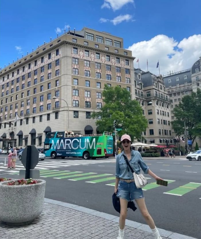 사진=송윤아 인스타그램