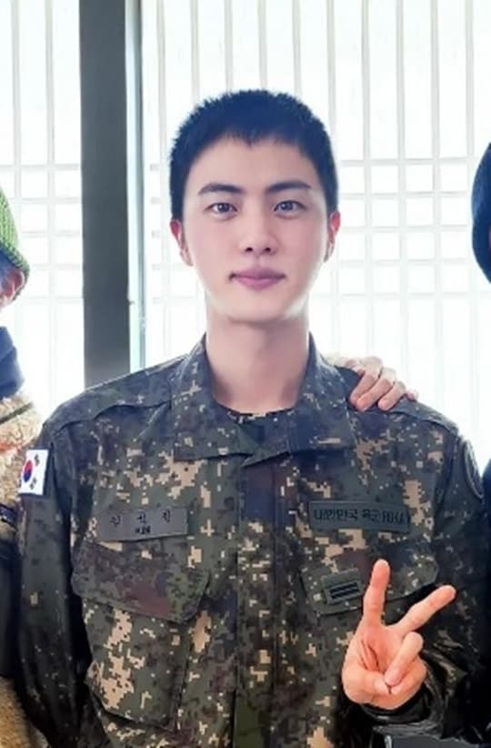 방탄소년단 진(진 SNS)