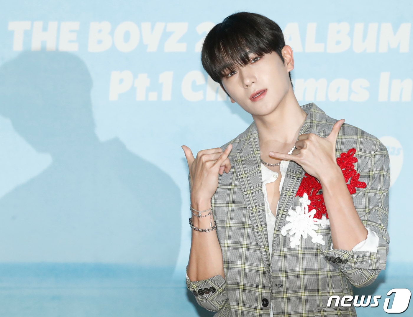 그룹 더보이즈(THE BOYZ) 현재가 7일 오후 서울 영등포구 CGV 영등포에서 진행된 정규 2집 ‘판타지(PHANTASY)’ 발매 기념 기자간담회에서 포즈를 취하고 있다. 2023.8.7/뉴스1 ⓒ News1 권현진 기자