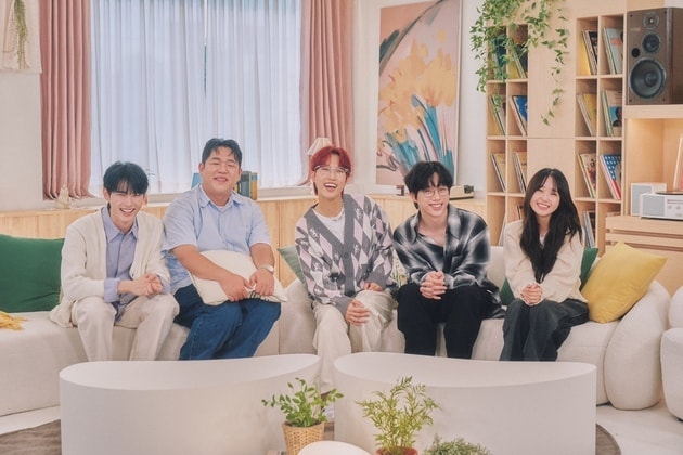 티빙 소년 소녀 연애하다 제공