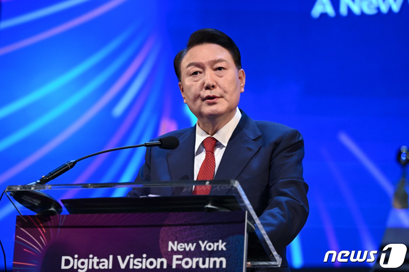 윤석열 대통령은 지난해 9월 우리나라가 구상한 '디지털 권리 장전'을 제시했다. 이번에 우리나라는 경제협력개발기구(OECD)와 '디지털 사회 이니셔티브'를 출범하고 이에 기반한 디지털 규범을 회원국에 공유 및 확산한다./뉴스1 ⓒ News1 안은나 기자