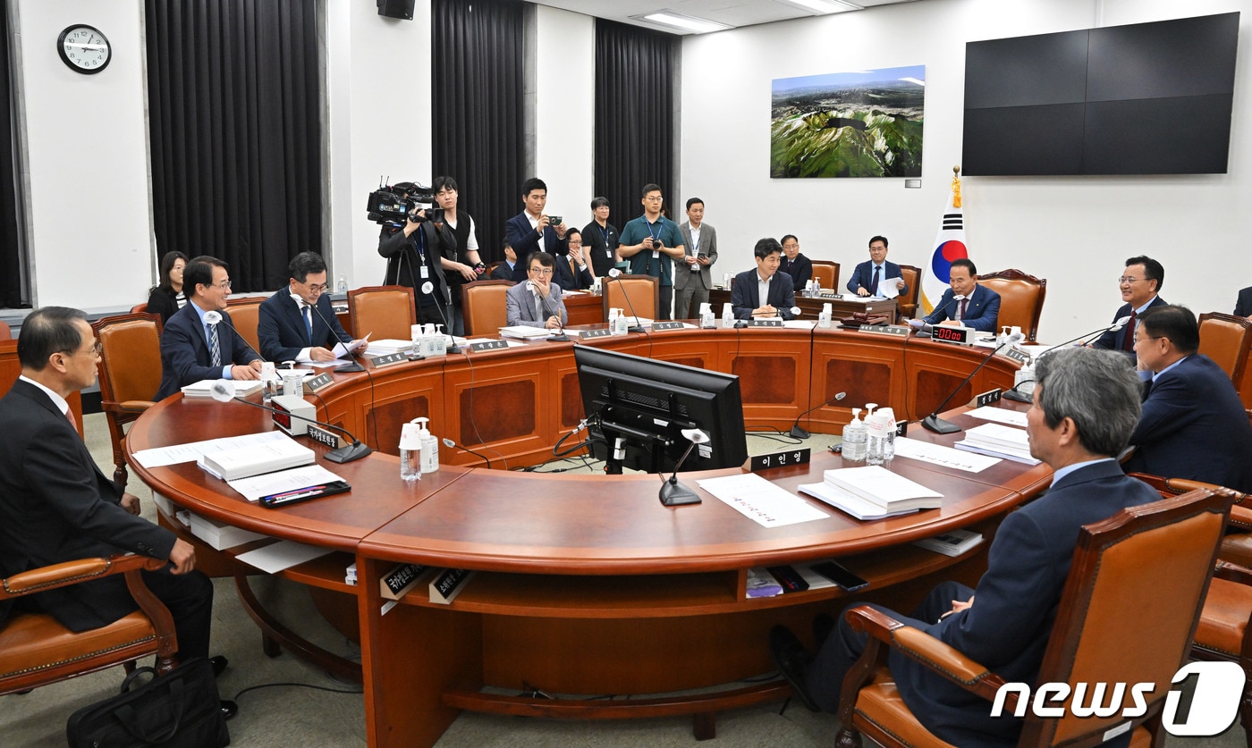 4일 오후 서울 여의도 국회에서 정보위원회 전체회의가 진행되고 있다. (공동취재) 2023.9.4/뉴스1 ⓒ News1 송원영 기자