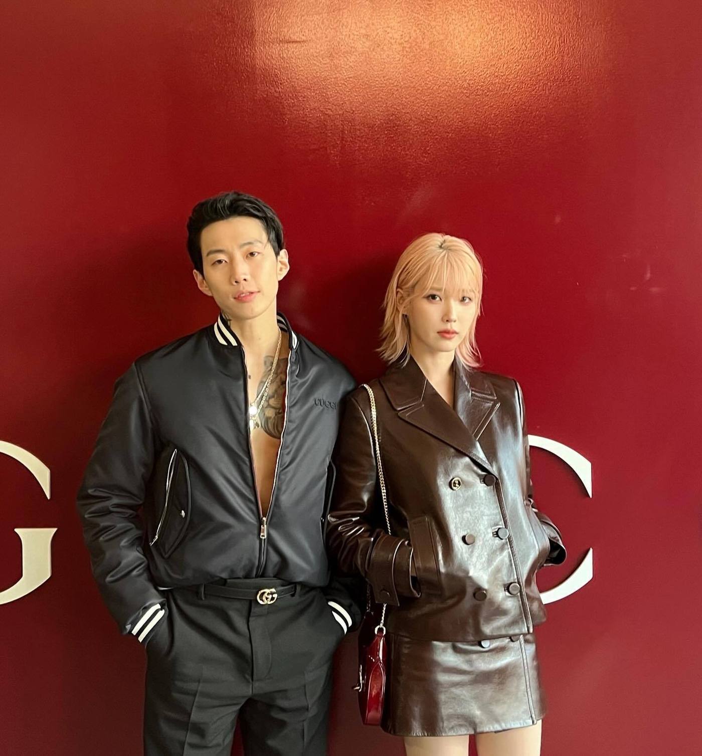 박재범(왼쪽)과 아이유(아이유 SNS)