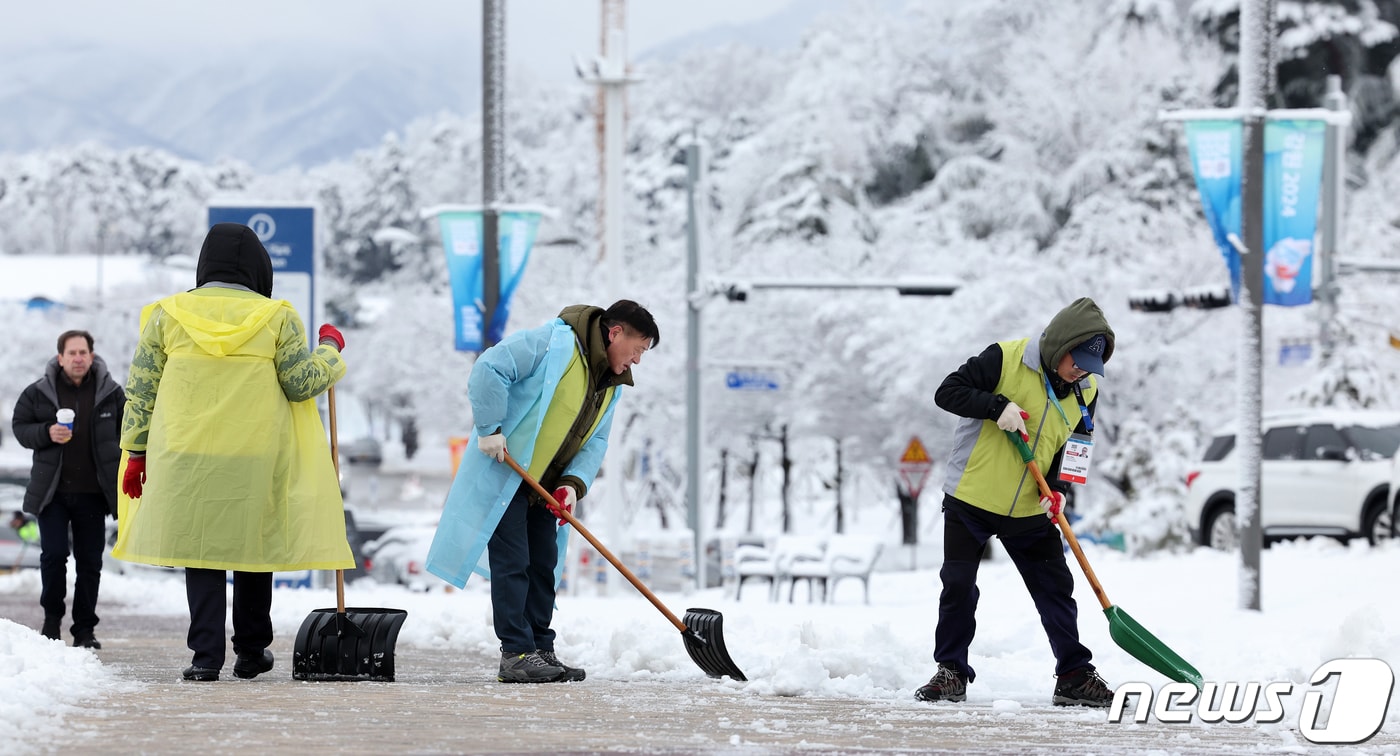 기사 이해를 돕기 위한 제설 작업 자료 사진으로, 기사 내용과 직접 관련 없음. ⓒ News1