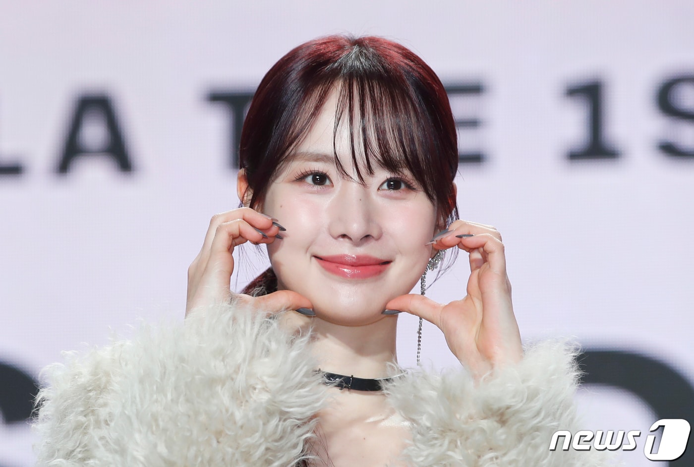 그룹 우주소녀(WJSN)의 설아가 23일 서울 강남구 일지아트홀에서 가진 첫 번째 싱글 앨범 '인사이드 아웃(INSIDE OUT)' 발매 쇼케이스에서 포즈를 취하고 있다. 2024.1.23/뉴스1 ⓒ News1 권현진 기자