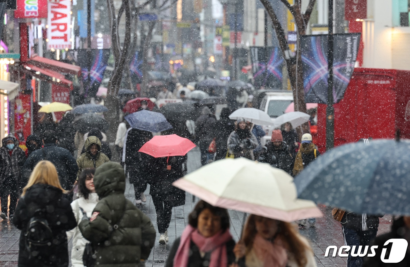 9일 오후 4시를 기해 충북 충주, 제천, 단양, 음성, 진천, 증평, 괴산 지역에 대설주의보가 발령됐다.&#40;자료사진&#41;/뉴스1 ⓒ News1 김민지 기자