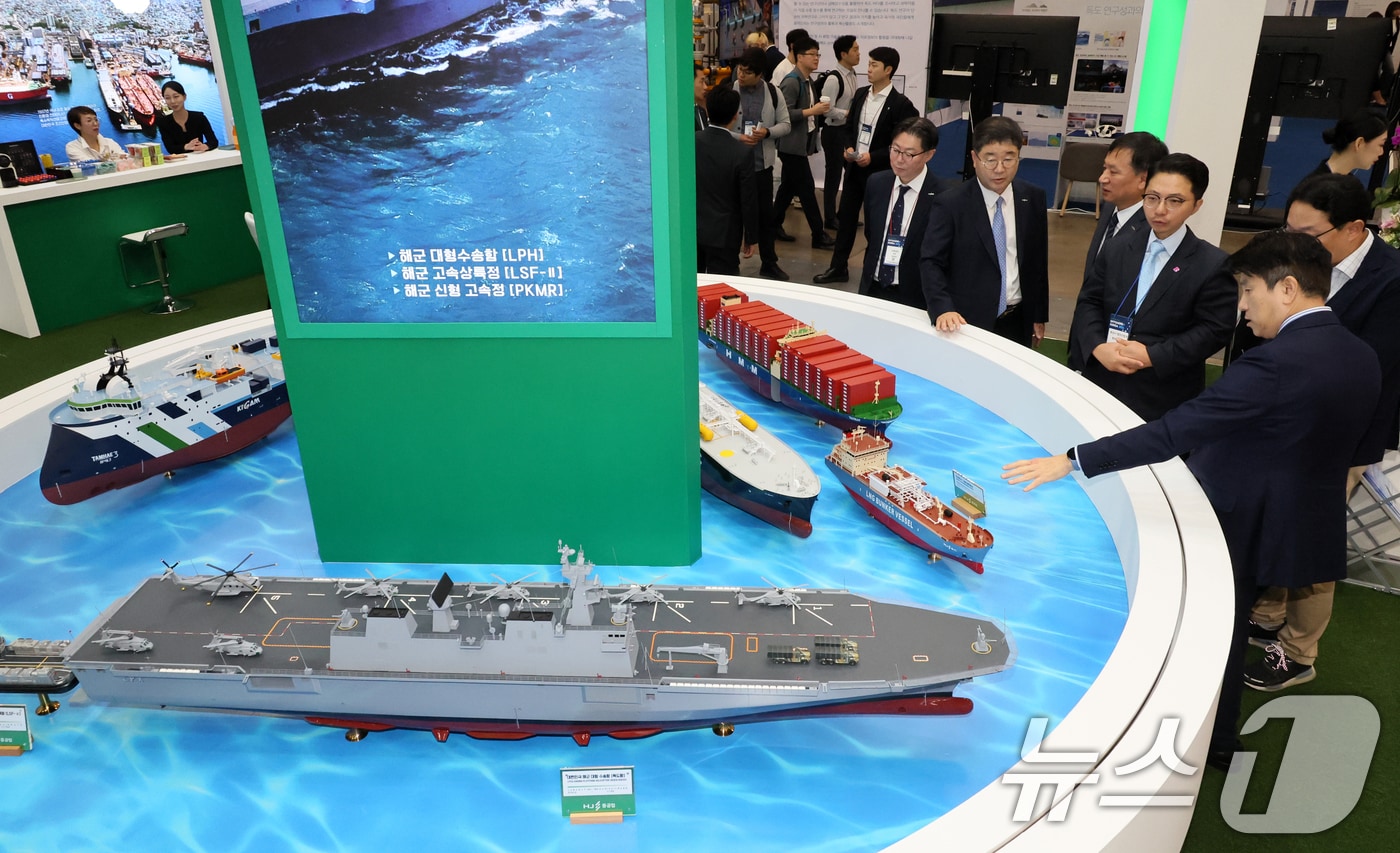 美 LNG 수출 확대 허가에 K-조선주도 '들썩'...삼성중공업 13%↑[핫종목] - 뉴스 썸네일 이미지