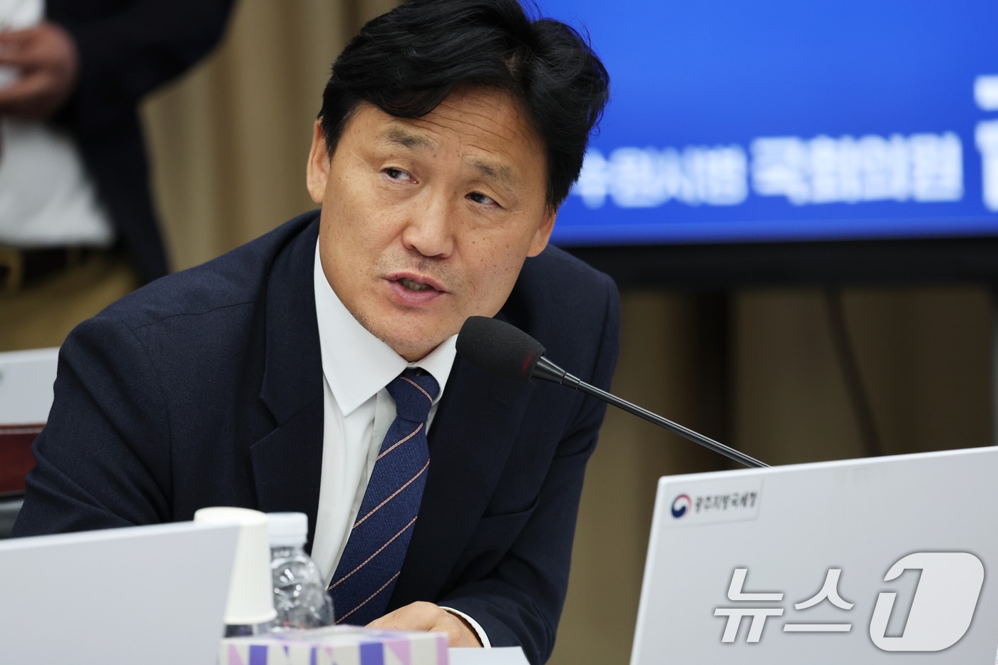 김영진 더불어민주당 의원이 지난 10월 24일 정부광주지방합동청사에서 열린 국회 기획재정위원회 광주지방국세청 국정감사에서 질의하고 있다.2024.10.24/뉴스1 ⓒ News1 김태성 기자