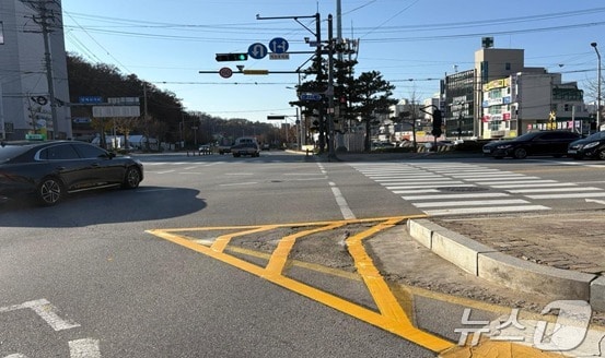 강원 원주시가 최근 단계사거리 교통섬 사이 도로 폭을 확장하는 공사를 추진했다. &#40;원주시 제공&#41; 2024.11.26./뉴스1