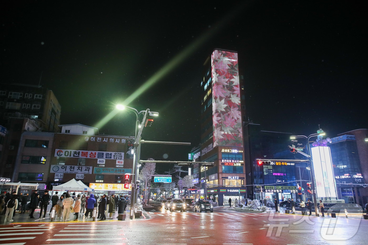 이천 분수대오거리, 시민 광장 재탄생…원형분수엔 소원동전 - 뉴스1