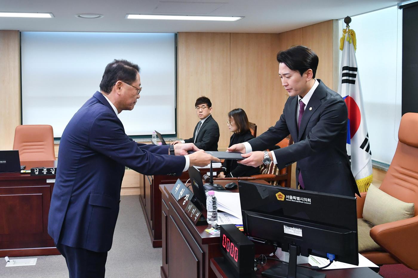 23일 서울시의회에서 열린 황상하 SH공사 사장 후보자 인사 청문회&#40;서울시의회 제공&#41;.