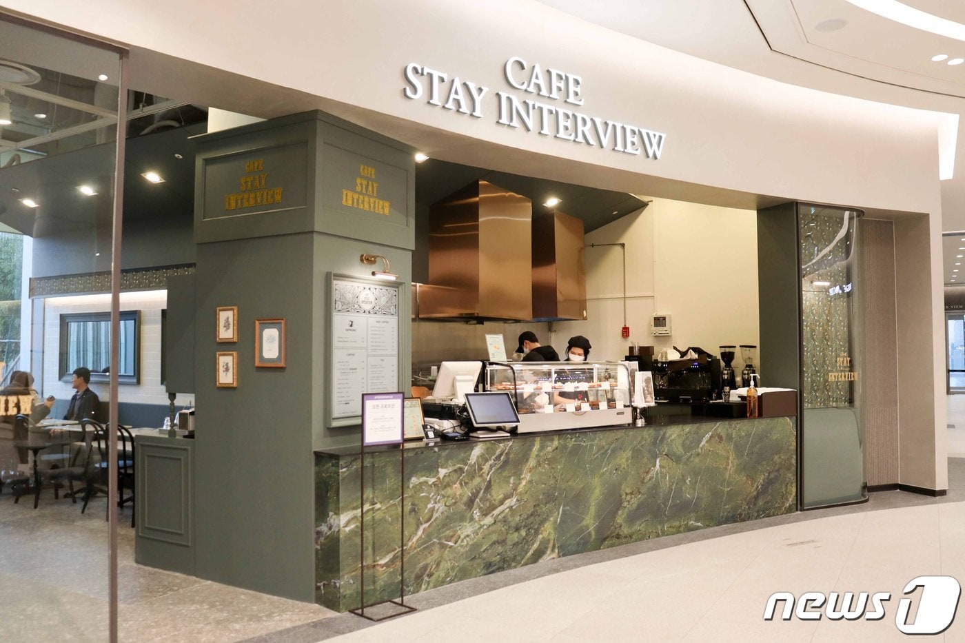 대전신세계 7층에 문을 연 ‘카페 스테이인터뷰’ 전경./ 뉴스1 ⓒ News1 