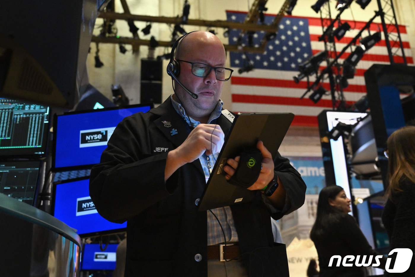 뉴욕증권거래소 내부 객장 트레이더 ⓒ AFP=뉴스1