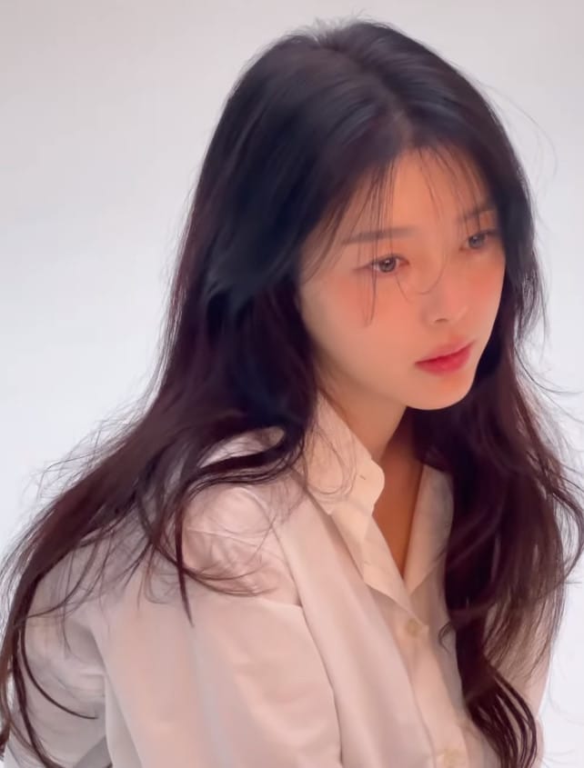 엄현경 SNS 캡처