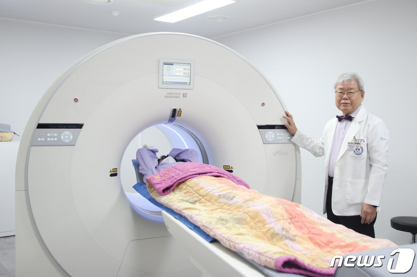 아밀로이드 PET-CT 검사 모습.(온종합병원 제공)