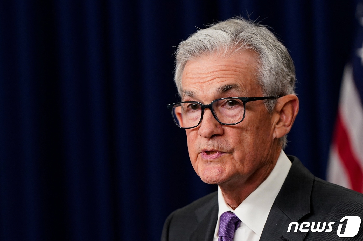 제롬 파월 미국 연방준비제도(Fed·연준) 의장이 20일(현지시간) 워싱턴에서 FOMC가 기준금리를 5.25∼5.50%로 동결한 뒤 기자회견을 열고 “양적 긴축 속도를 조만간 늦추는 게 적절하다는 공감대가 있다”고 밝히고 있다. 2024.3.21 ⓒ 로이터=뉴스1 ⓒ News1 우동명 기자