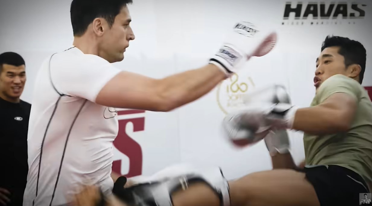 (유튜브 '줄리엔강')