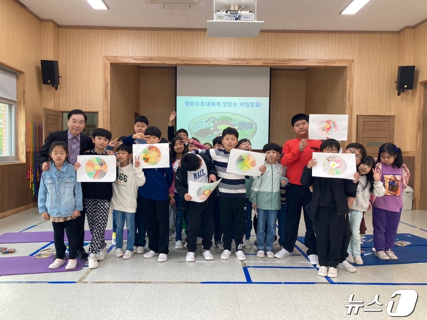 전북특별자치도 가평초등학교&#40;교장 유인순&#41;가 &#39;전북자치도교육청 AI 선도학교&#39;로 지정돼 과학과 관련된 다양한 프로그램을 진행한다.&#40;가평초 제공&#41;2024.4.25/뉴스1 