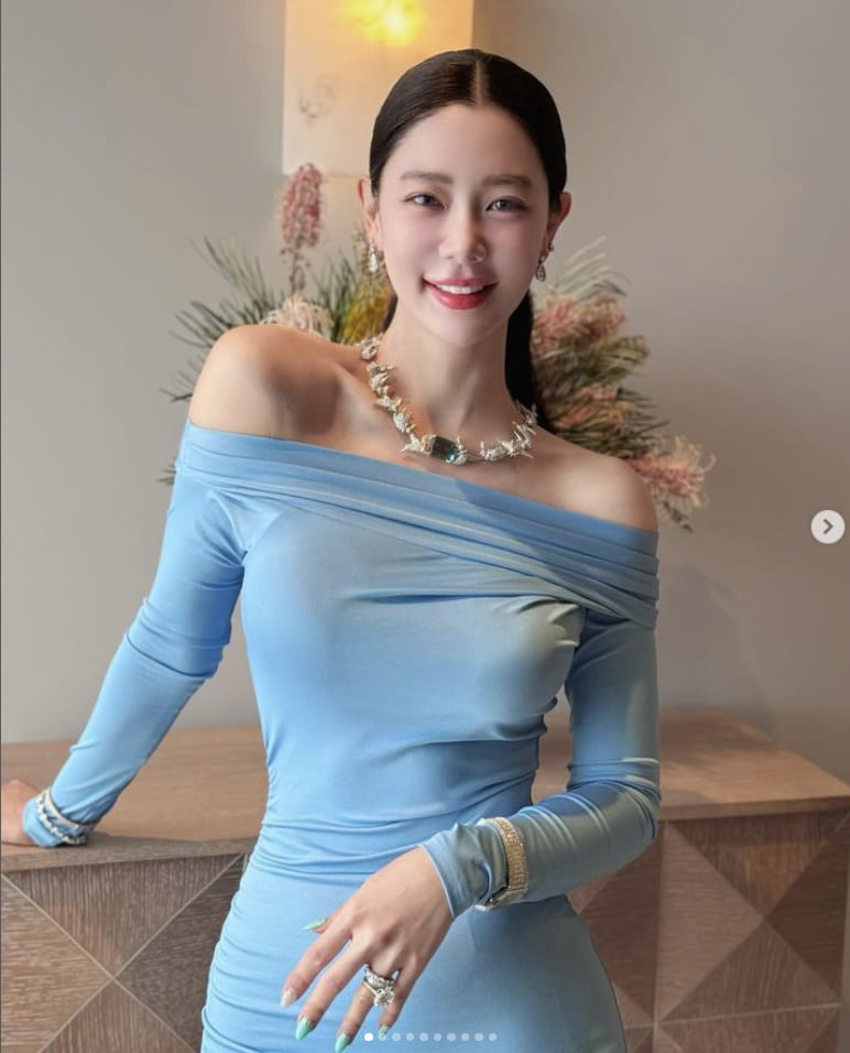 클라라 인스타그램 캡처