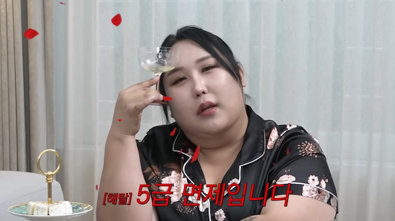 (한혜진 유튜브 갈무리)