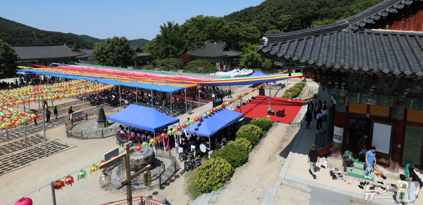 지난 15일 전북 김제시 금산사에 불자들의 발길이 이어지고 있다. 2024.5.15/뉴스1 ⓒ News1 유경석 기자