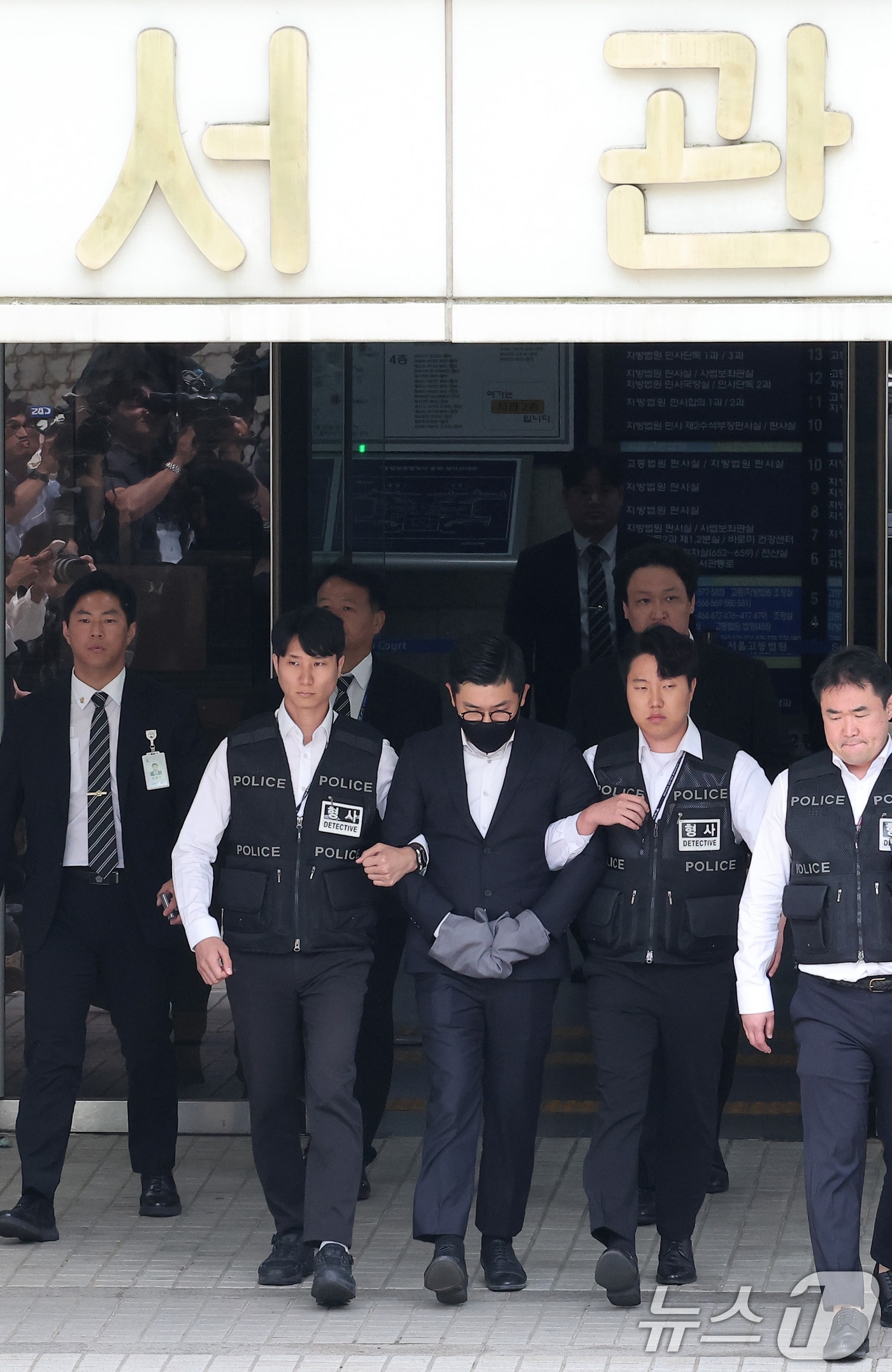 가수 김호중의 음주 뺑소니와 관련해 매니저에게 허위 자수를 지시한 혐의(범인도피교사)를 받는 소속사 생각엔터테인먼트 이광득 대표/뉴스1 ⓒ News1 