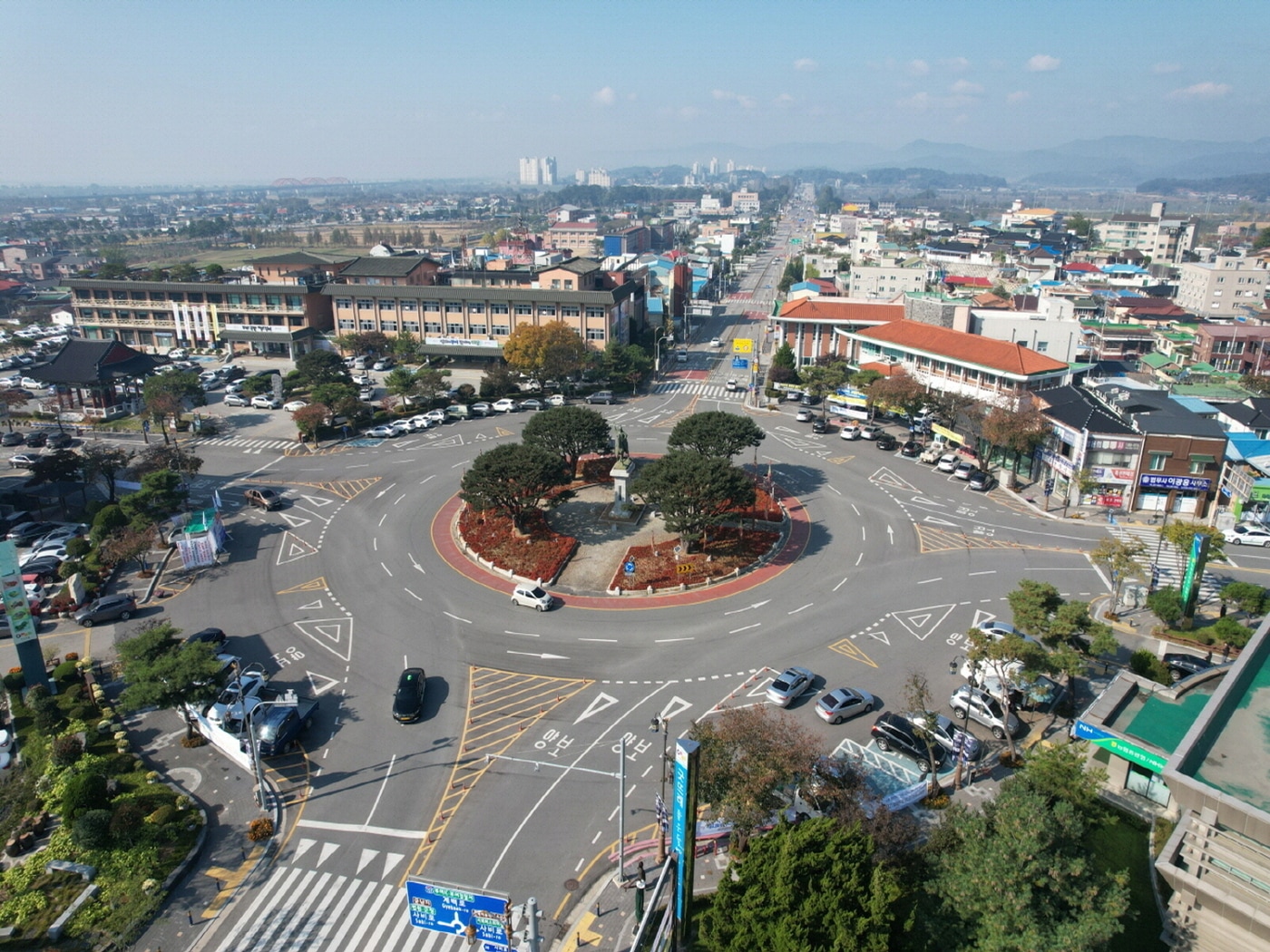  부여군청 회전교차로. &#40;부여군 제공&#41;/뉴스1