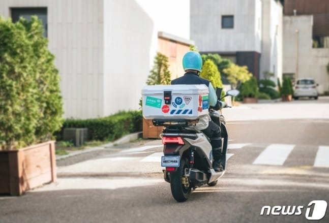 '라이더 개인정보 노출'에 선 그은 배민..."당사 서비스와 무관" - 뉴스 썸네일 이미지
