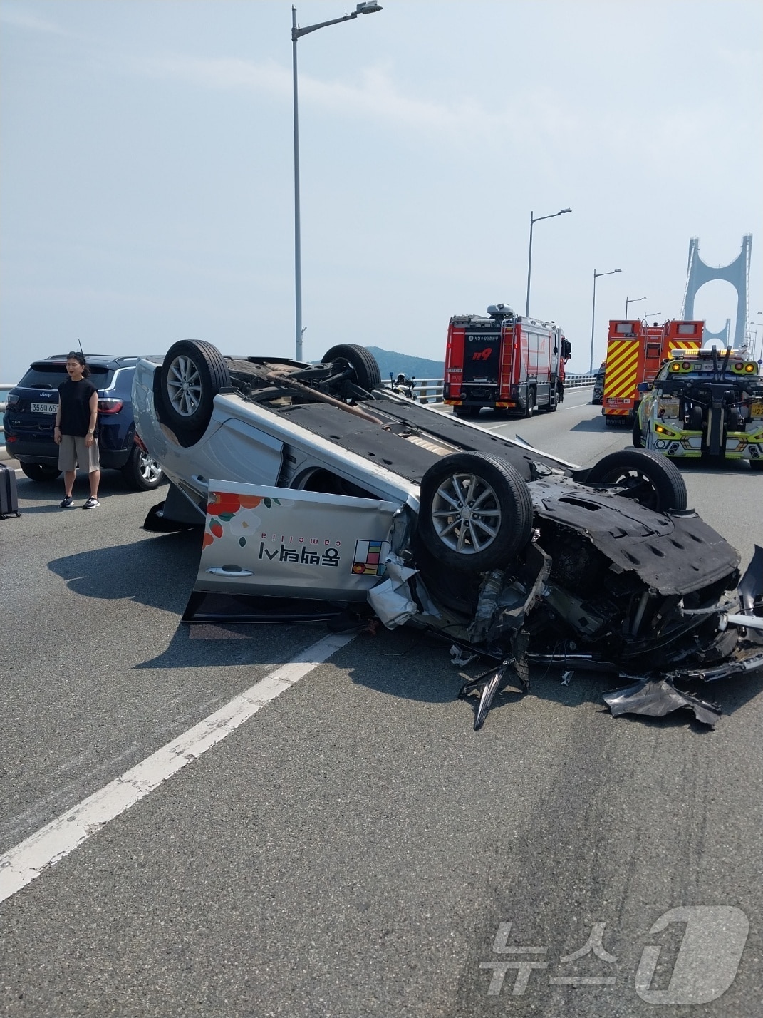 부산 광안대교 해운대구→남구 방향 상판에서 차량 5대가 추돌한 사고 현장.2024.6.12.&#40;부산소방재난본부 제공&#41;