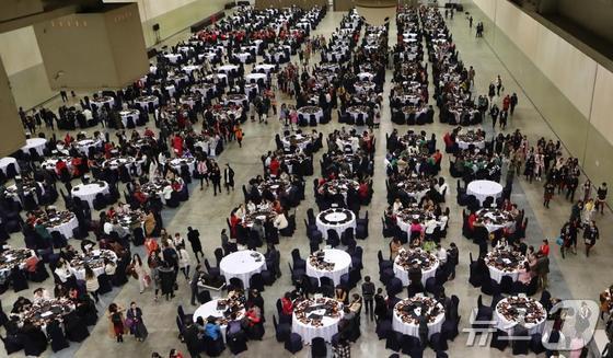 2016년 벡스코 중국 웨이나 포상관광단 행사 현장(부산시청 제공)