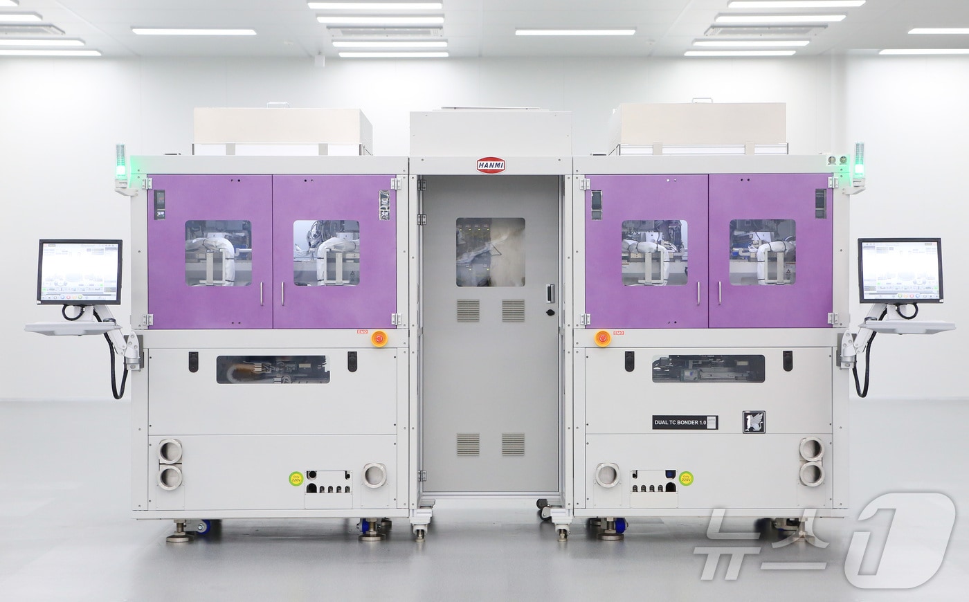 한미반도체 듀얼 TC본더 /제공 = 한미반도체 ⓒ 뉴스1