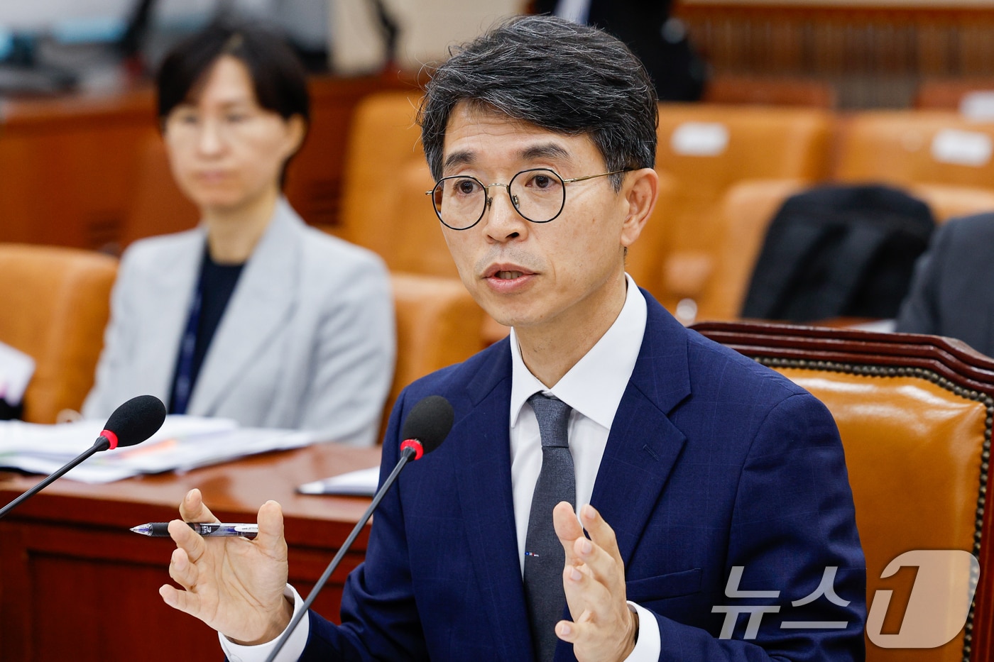 김완섭 환경부 장관이 후보자 시절 서울 여의도 국회 환경노동위원회에서 열린 인사청문회에서 의원 질의에 답하고 있다. 2024.7.22/뉴스1 ⓒ News1 안은나 기자