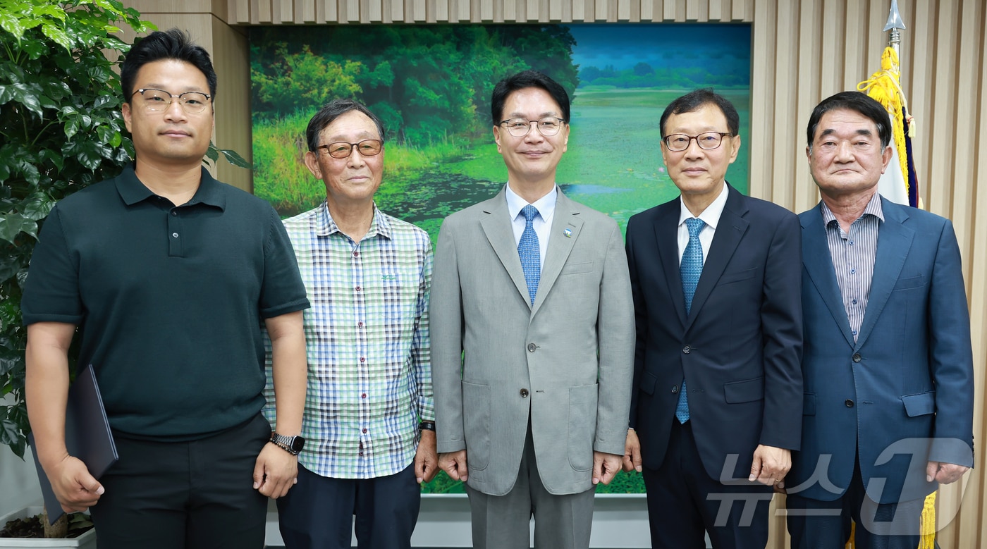  고창의 옛 사진 수집을 위한 추진위원회 위촉식&#40;고창군 제공&#41;2024.7.24/뉴스1