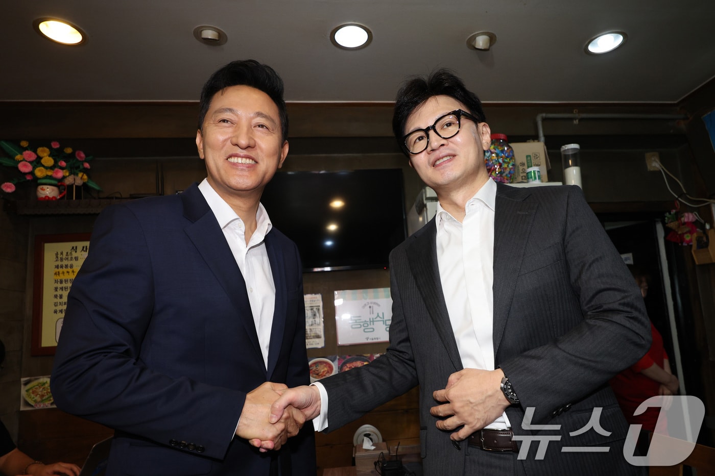 한동훈 국민의힘 전 대표와 오세훈 서울시장 2024.7.5/뉴스1 ⓒ News1 신웅수 기자