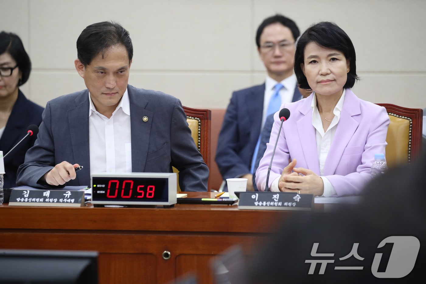 법원 "방통위 '2인 체제' KBS 이사 임명 취소...중대한 절차 하자"(종합) - 뉴스 썸네일 이미지