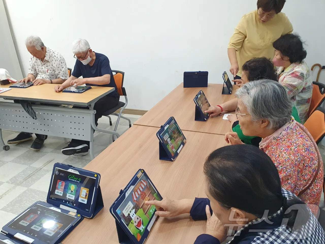 울산 북구보건소 치매안심센터가 20일부터 매주 화요일과 목요일 오전 경증치매환자를 대상으로 &#39;쉼터&#39; 2기 프로그램을 운영한다고 밝혔다.