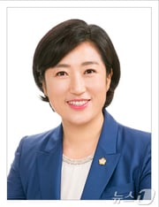 與 광주 북구청장 후보 신수정 확정