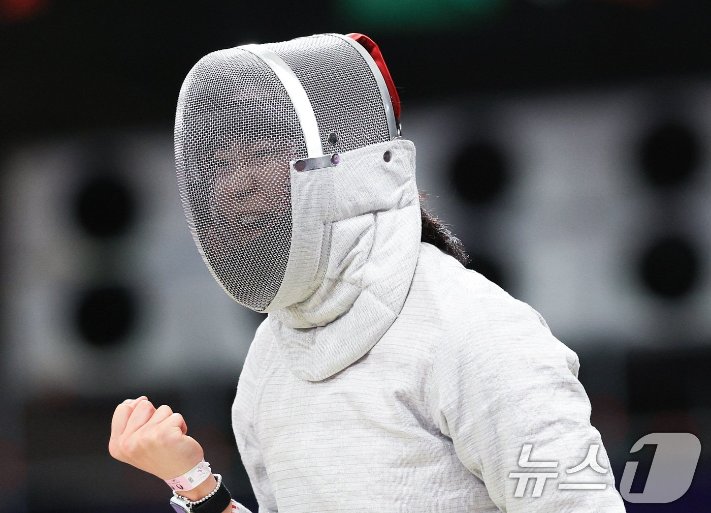 펜싱 여자 사브르 대표팀이 2026 아이치 나고야 아시안게임 단체전 금메달을 획득했다. ⓒ 뉴스1 박정호 기자