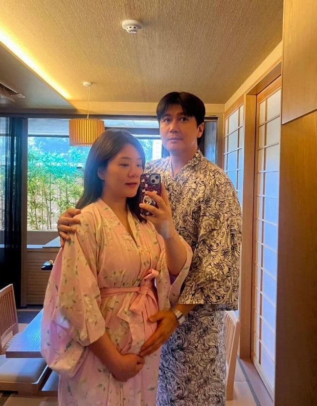 장정윤 작가와 김승현(장정윤 작가 SNS)