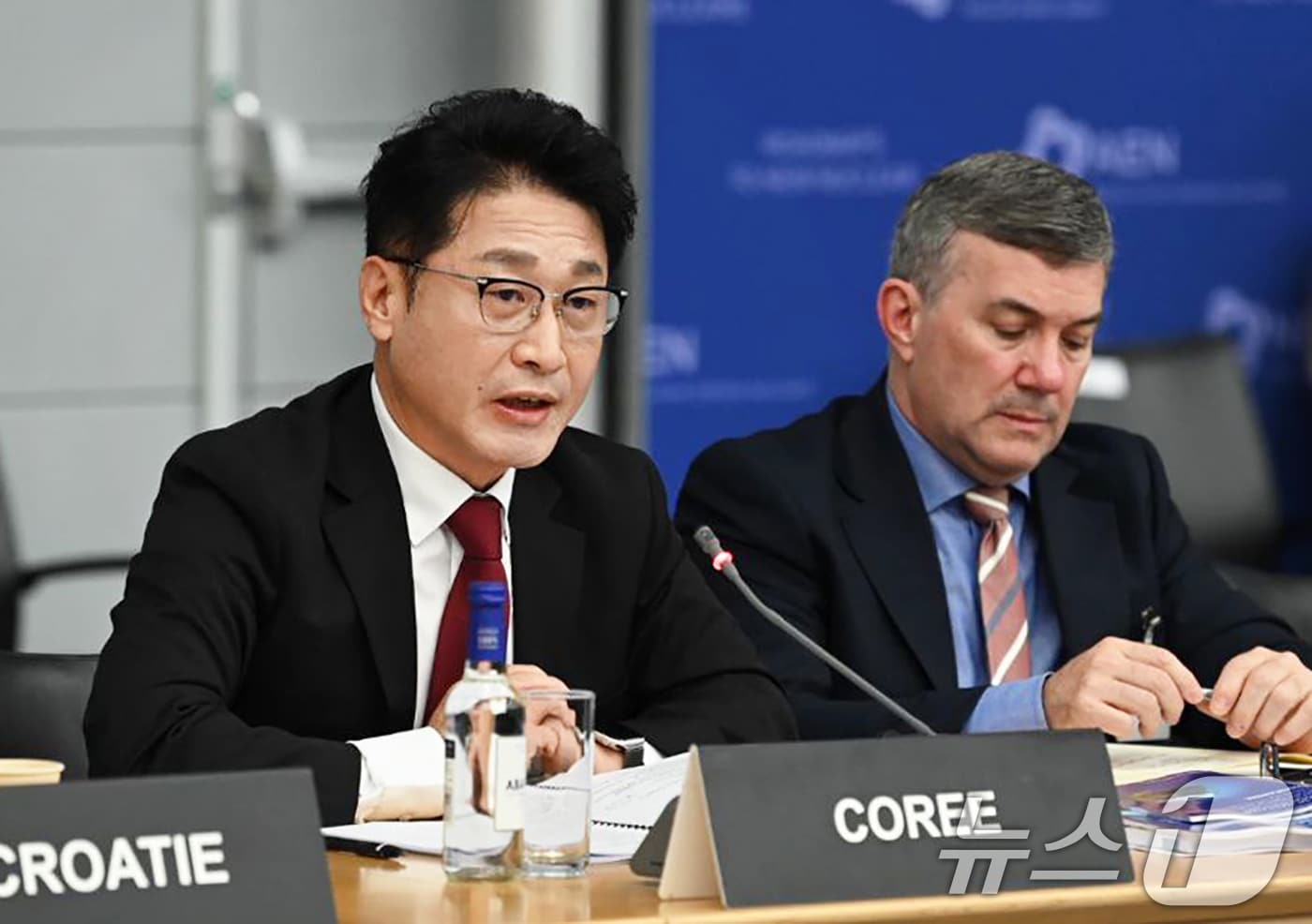 이호현 기후에너지환경부 2차관이 프랑스 파리 OECD 컨퍼런스센터에서 열린 'OECD NEA 제2차 원자력 장관회의'에 참석해 발언하고 있다. (산업통상부 제공) 2024.9.19 ⓒ 뉴스1