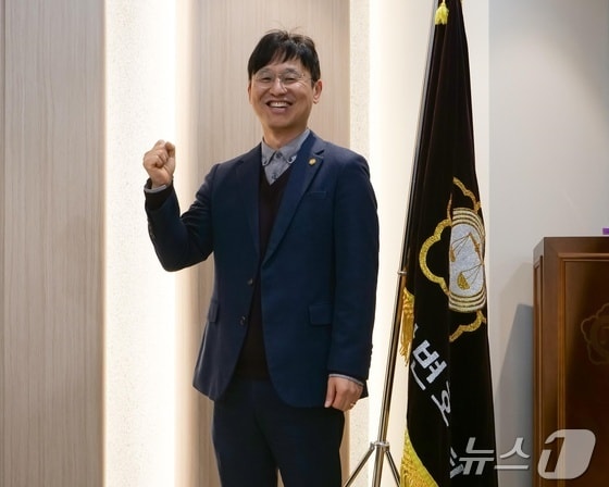 이성구 신임 충북지방변호사회 회장. /뉴스1