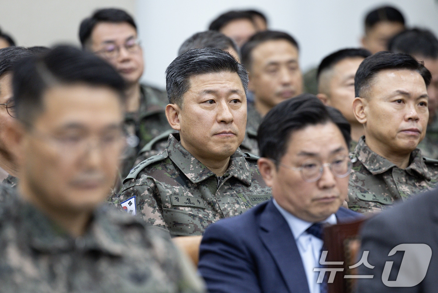 정성우 국군방첩사령부 1처장이 14일 오전 서울 여의도 국회에서 열린 윤석열 정부의 비상계엄 선포를 통한 내란 혐의 진상규명 국정조사특별위원회에 증인으로 출석해 있다. 2025.1.14/뉴스1 ⓒ News1 이재명 기자