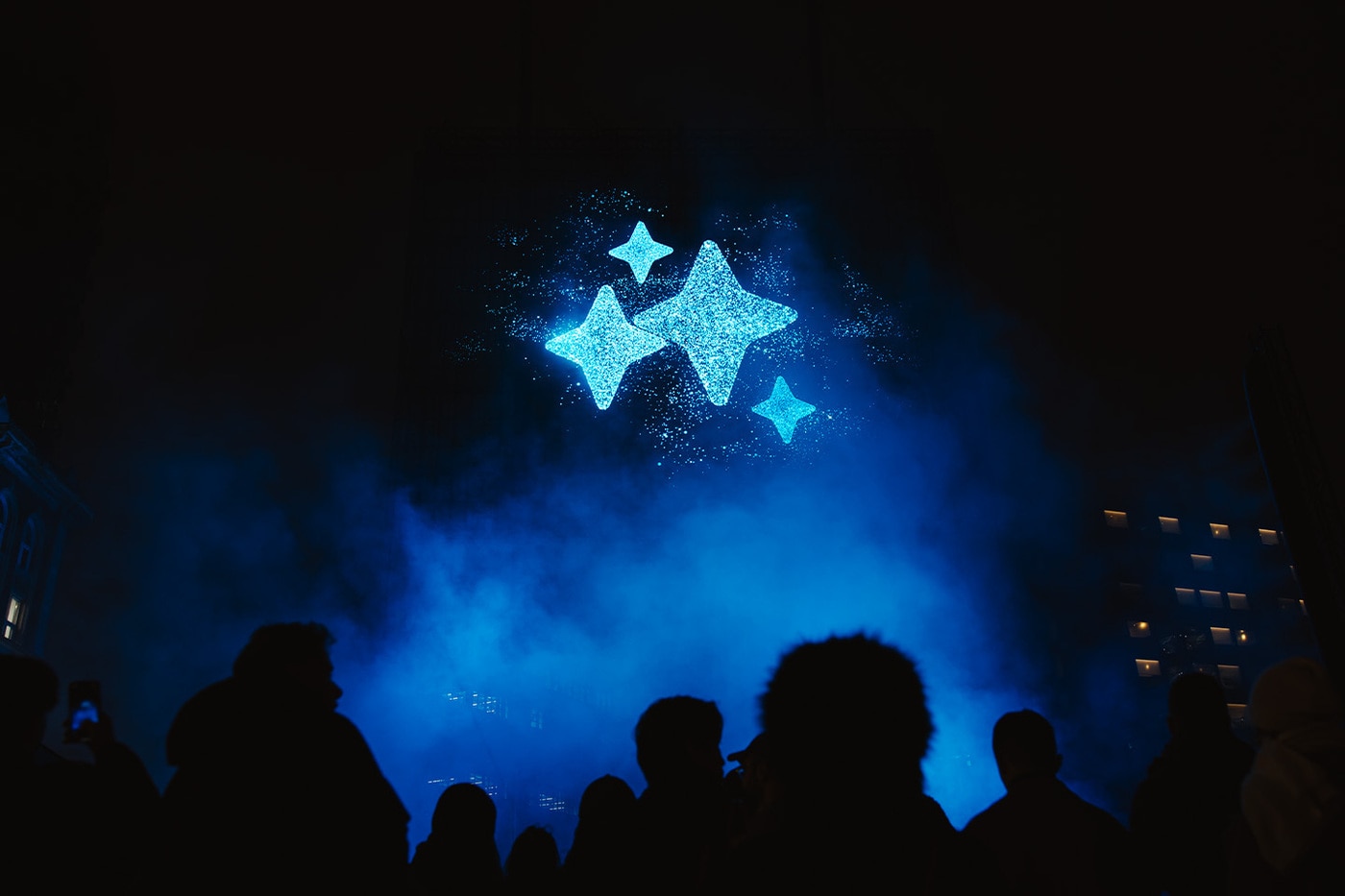 영국 런던 쇼디치의 '갤럭시 언팩 2025' 홀로그램 옥외광고 (삼성전자 제공) 2025.01.17 /뉴스1