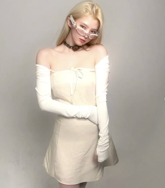 배우 한소희 인스타그램