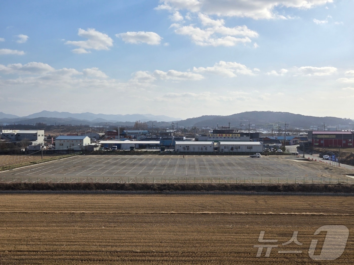  논산 부적면 마구평리 대형차 임시주차장. (논산시 제공) / 뉴스1