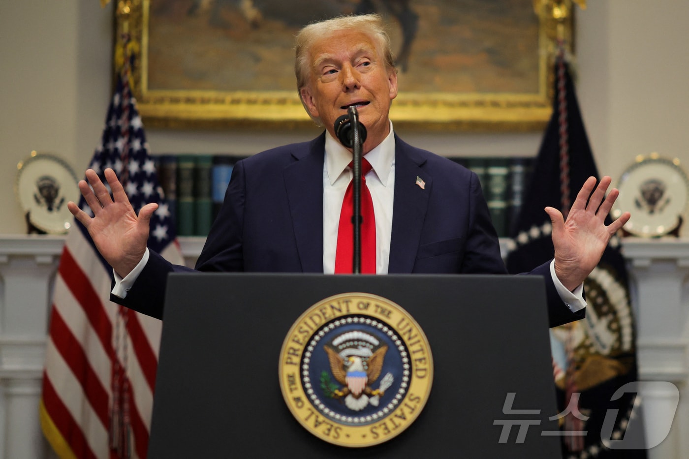 도널드 트럼프 미국 대통령이 21일(현지시간) 백악관 루스벨트룸에서 인공지능 인프라 투자 유치 발표를 하고 있다. 2025.1.21 ⓒ 로이터=뉴스1 ⓒ News1 강민경 기자