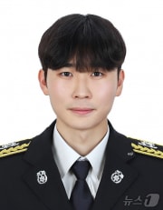 박진식 소방사.